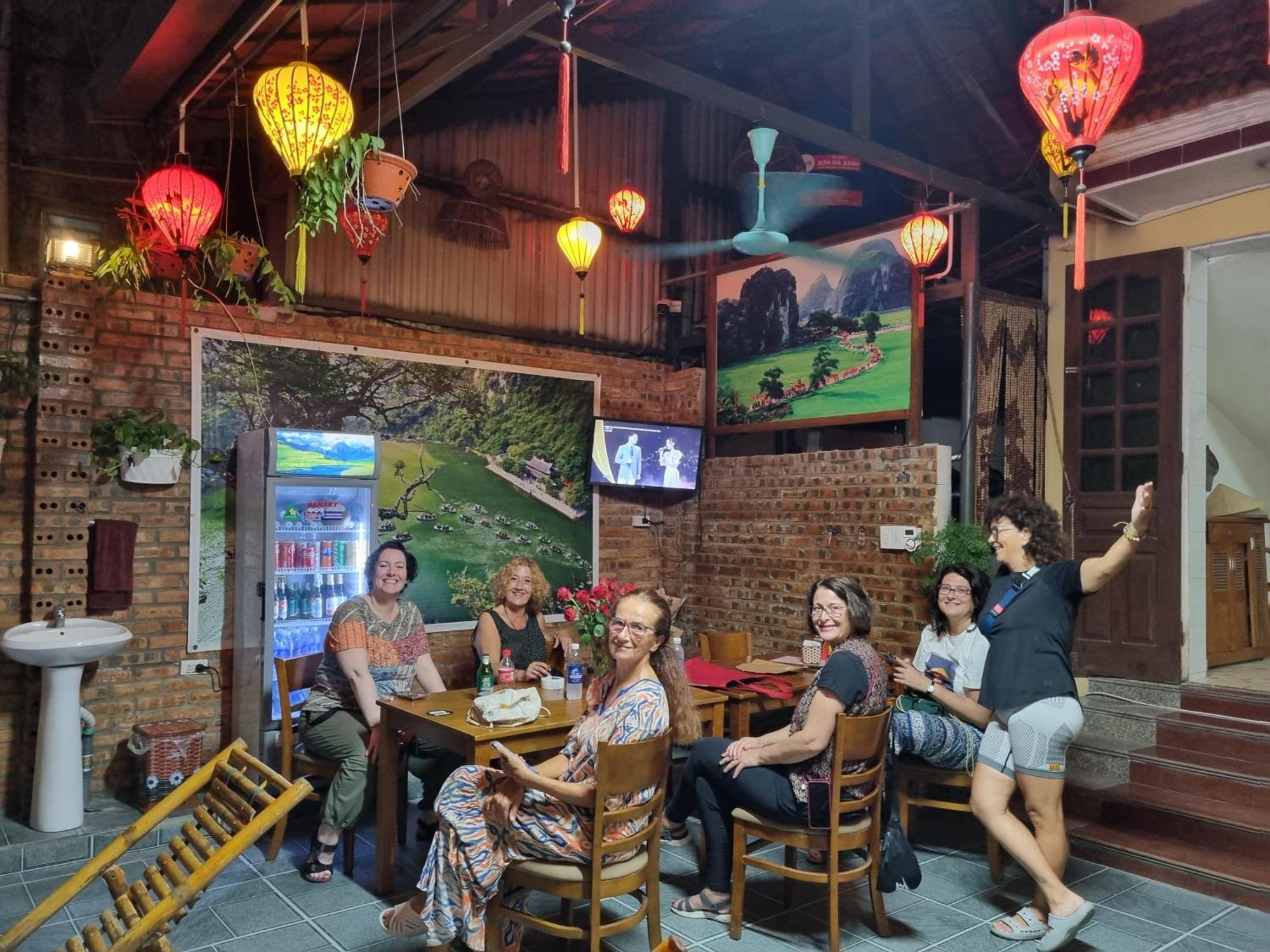 Tam Coc Family Hotel Ниньбинь Экстерьер фото