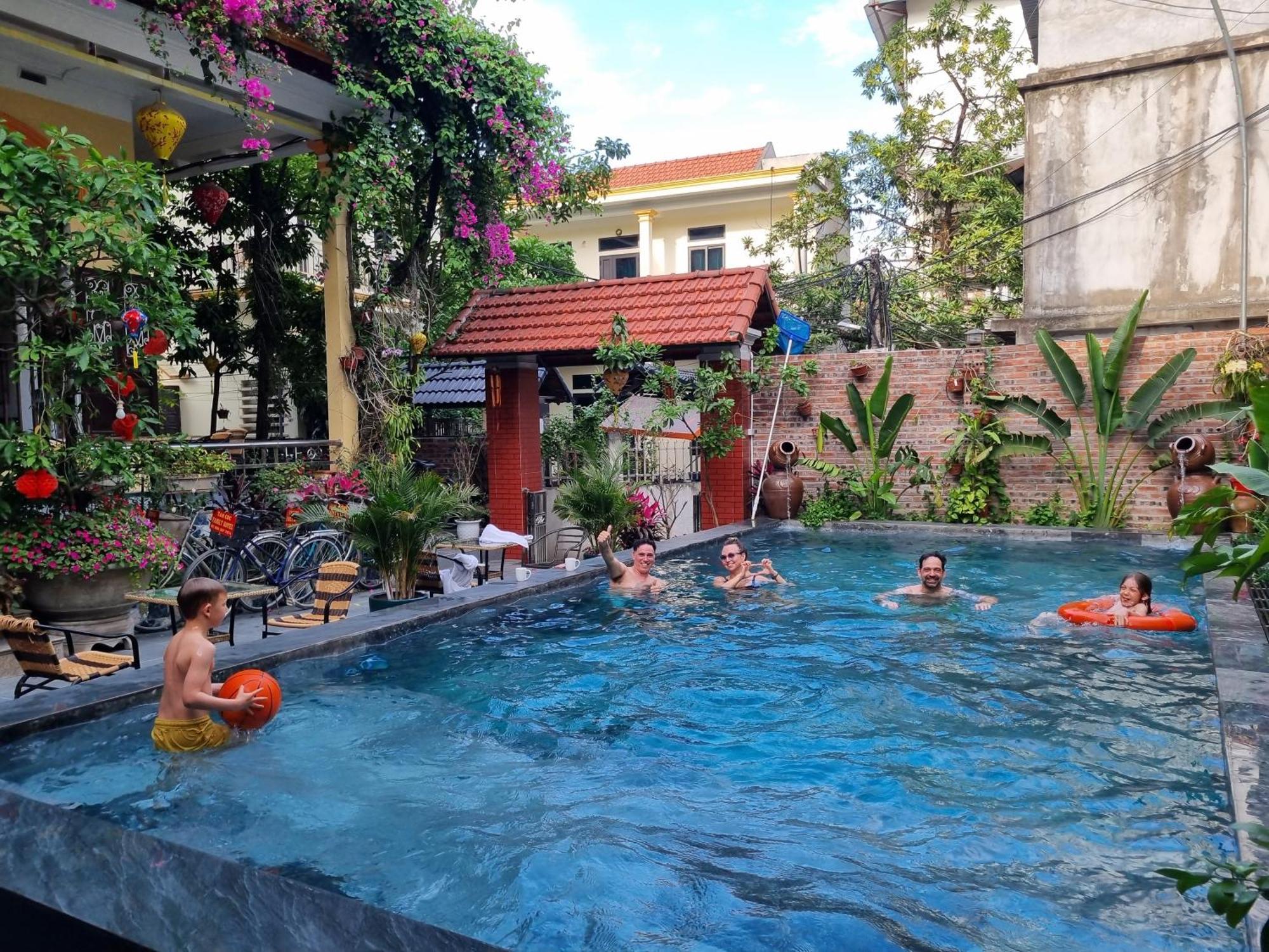 Tam Coc Family Hotel Ниньбинь Экстерьер фото