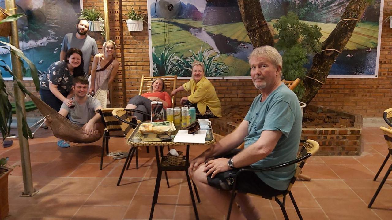 Tam Coc Family Hotel Ниньбинь Экстерьер фото